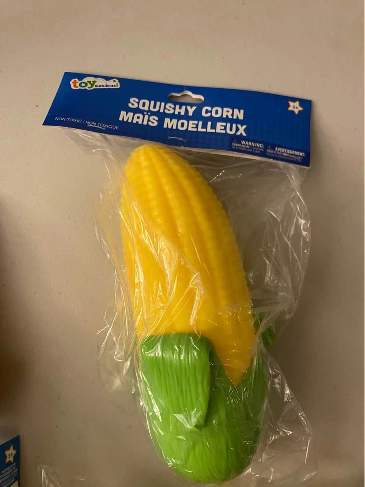 Toy-mendous Squishy Corn, Biggie Bao Bun, and Jet-Puffed Squishy - photo 2