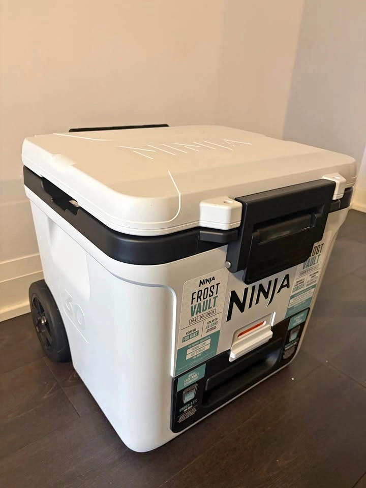 Ninja Frost Vault 30-QT Cooler