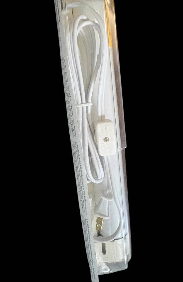 GE Warm White Bright Stik 25" Fluorescent Light - photo 5