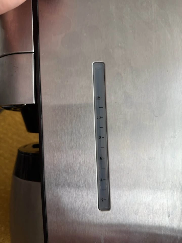 Cuisinart Burr Grind & Brew Coffee Maker - photo 4