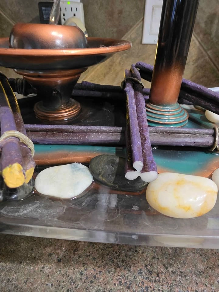 Zen tabletop water fountain on bed of river stones, bundle ties - photo 5