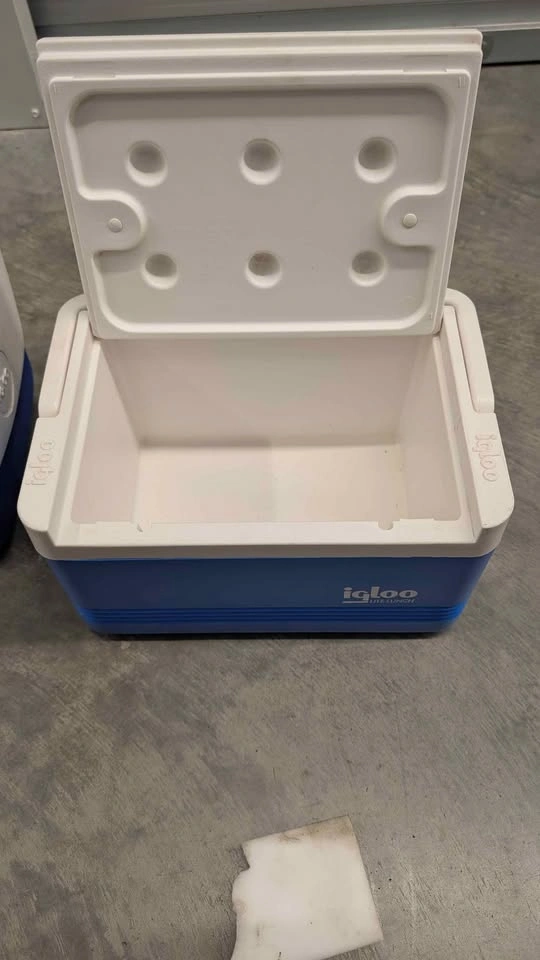 2 Vintage Igloo Coolers – $35 for Both - photo 2