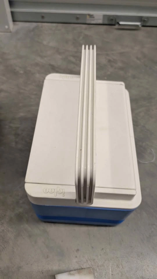 2 Vintage Igloo Coolers – $35 for Both - photo 4