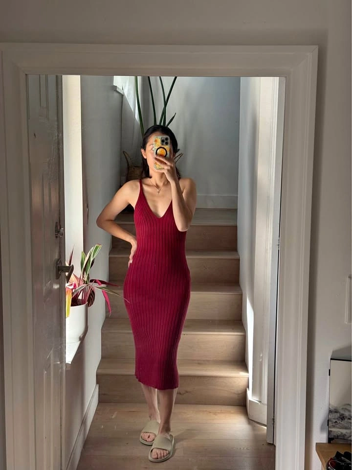 Burgundy Ribbed Knit Midi Dress