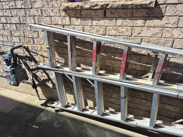 Ladders 1- 6ft, 1-8ft - photo 2