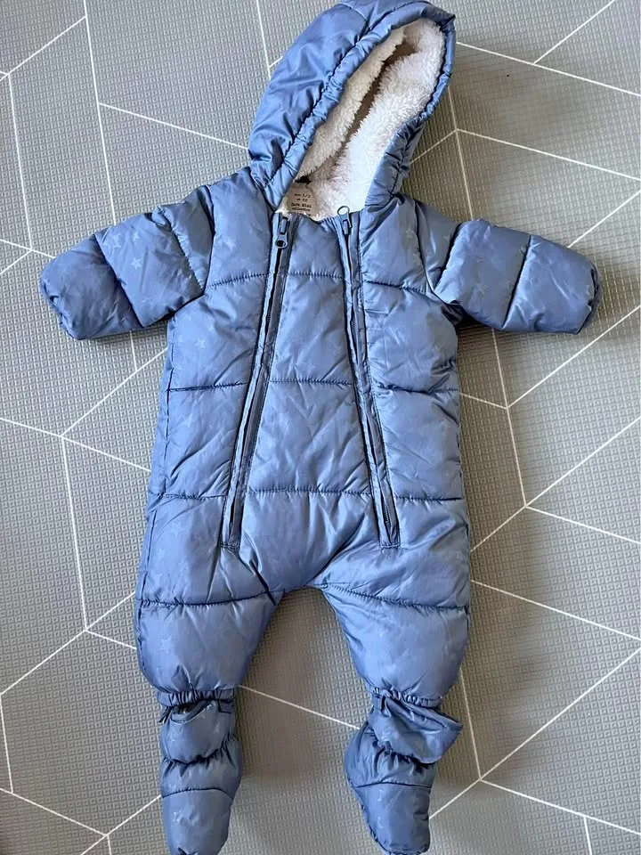 Zara baby snowsuit 1-3months thumbnail