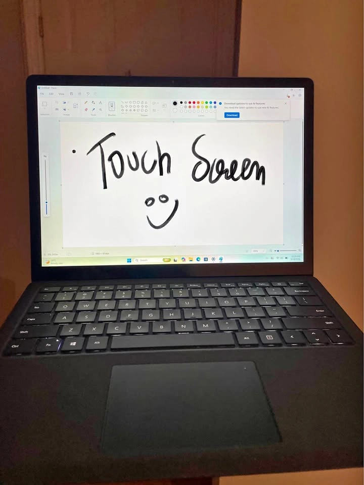 Microsoft Surface Laptop – Intel Core i5 | 8GB RAM | 256GB SSD
