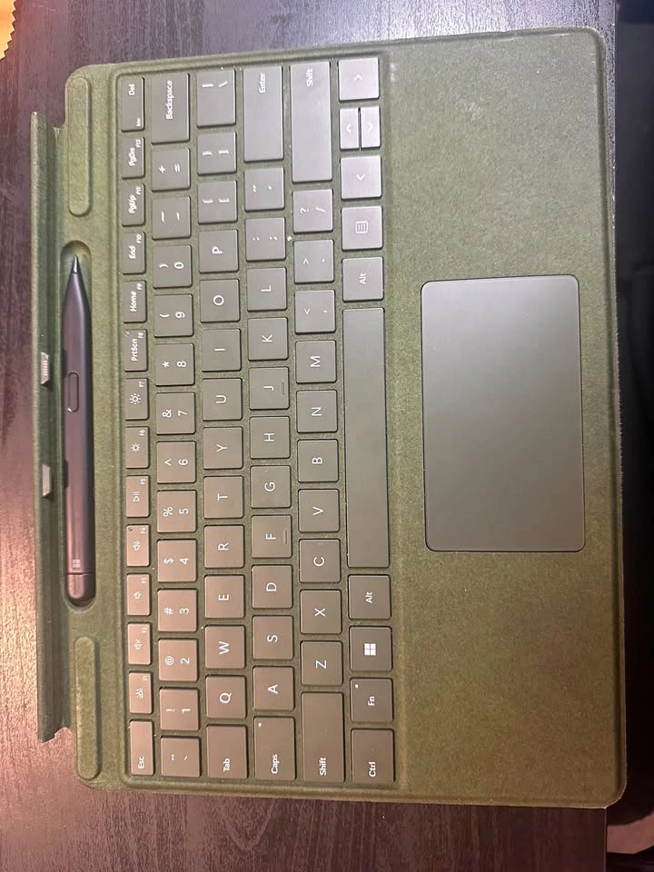Microsoft Surface Pro 9
