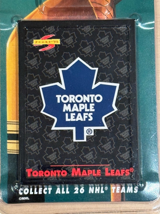 Score 1995 NHL Toronto Maple Leafs Pin-Card - photo 3