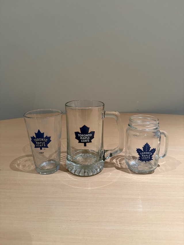 Toronto Maple Leafs Glassware Set