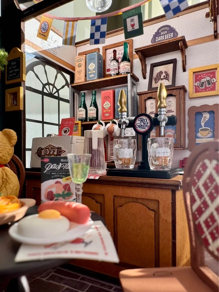 Assembled Rolife Tipsy Restaurant Miniature - photo 4