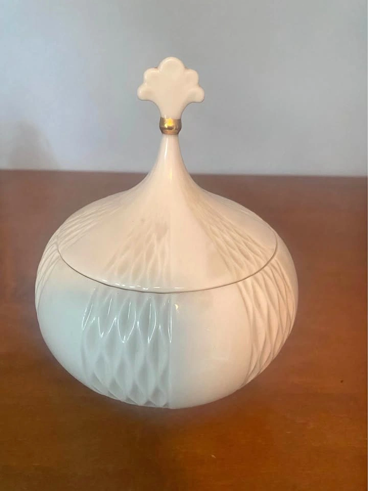 Vintage Lenox Lidded Candy Dish with Finial 6 3/4"