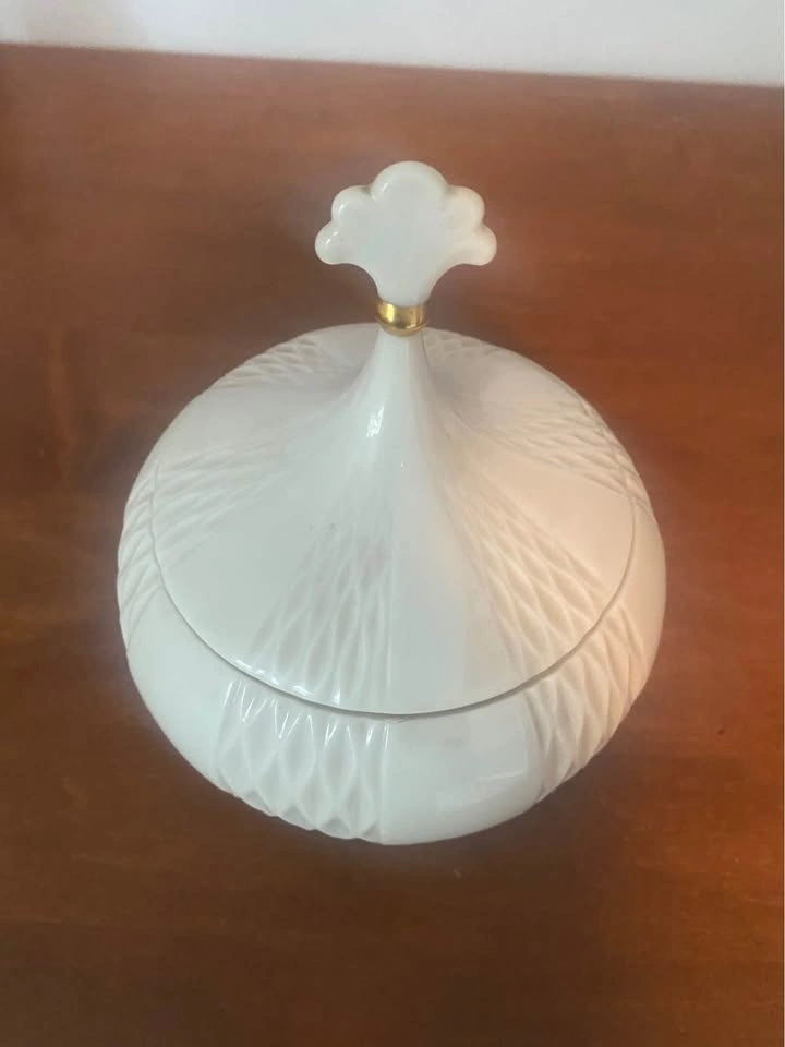 Vintage Lenox Lidded Candy Dish with Finial 6 3/4" - photo 2