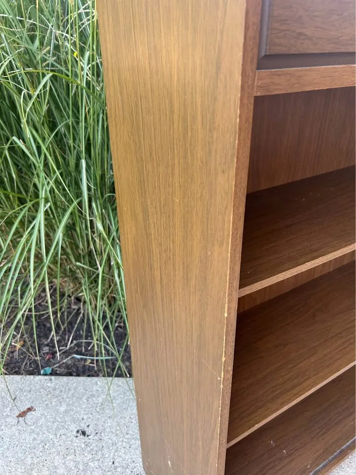 Large Wooden Bookshelf image indicator(2)