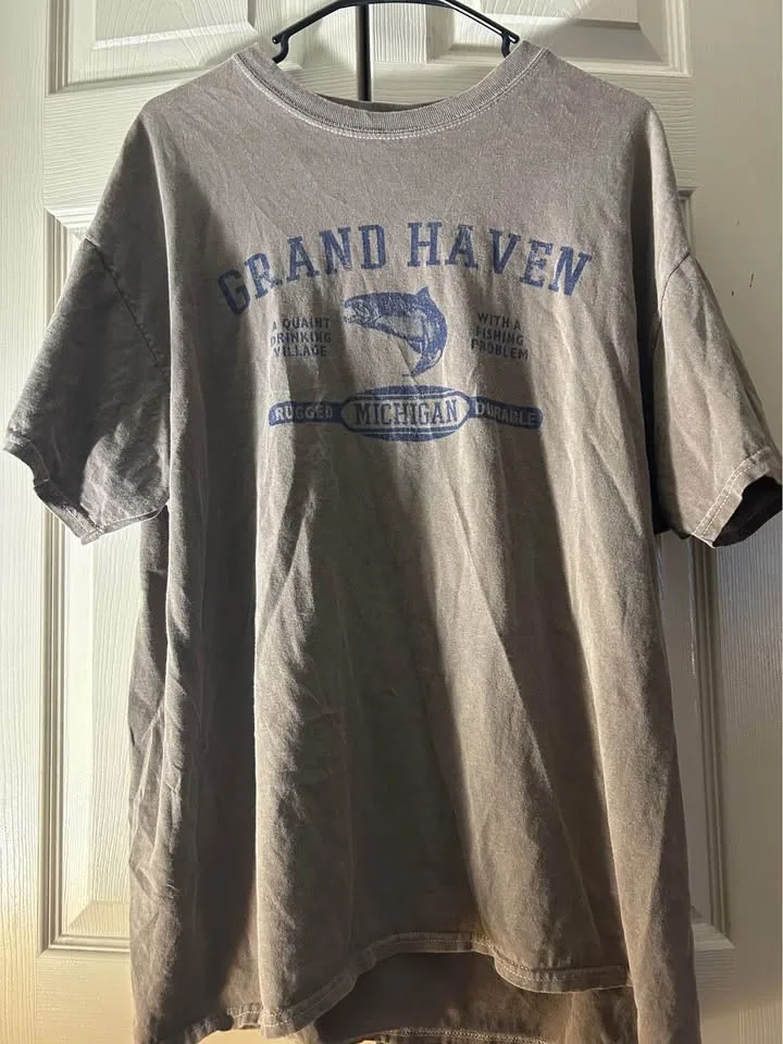 (XL) GILDAN Dyed Tee “Grand Haven Michigan” image indicator(2)