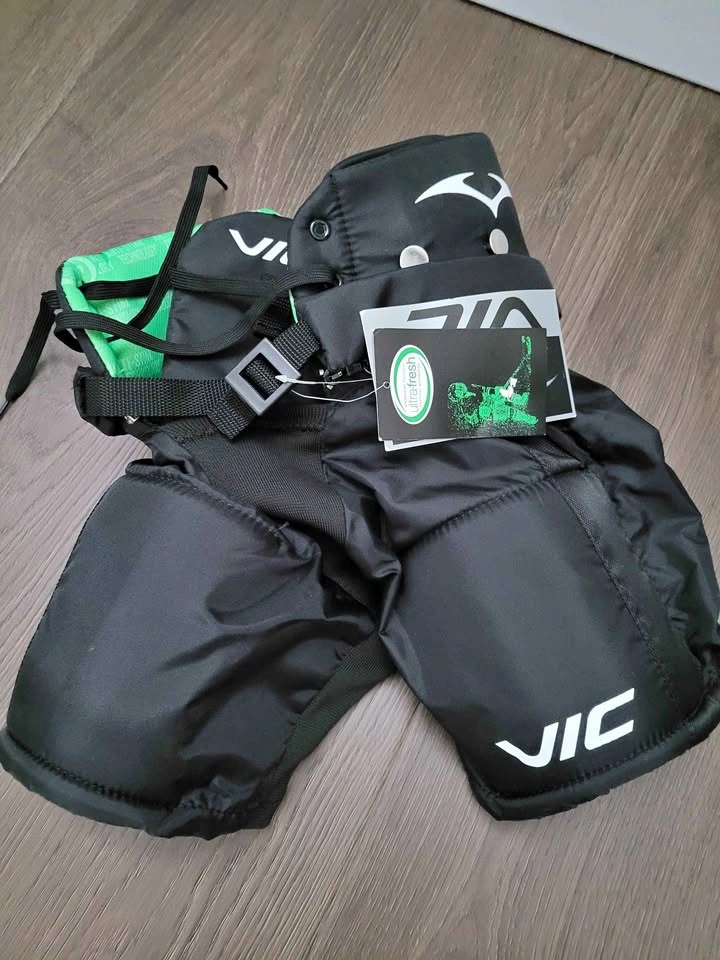 VIC CX2 Junior/Youth Hockey Pants - Size Medium (BRAND NEW W/ TA