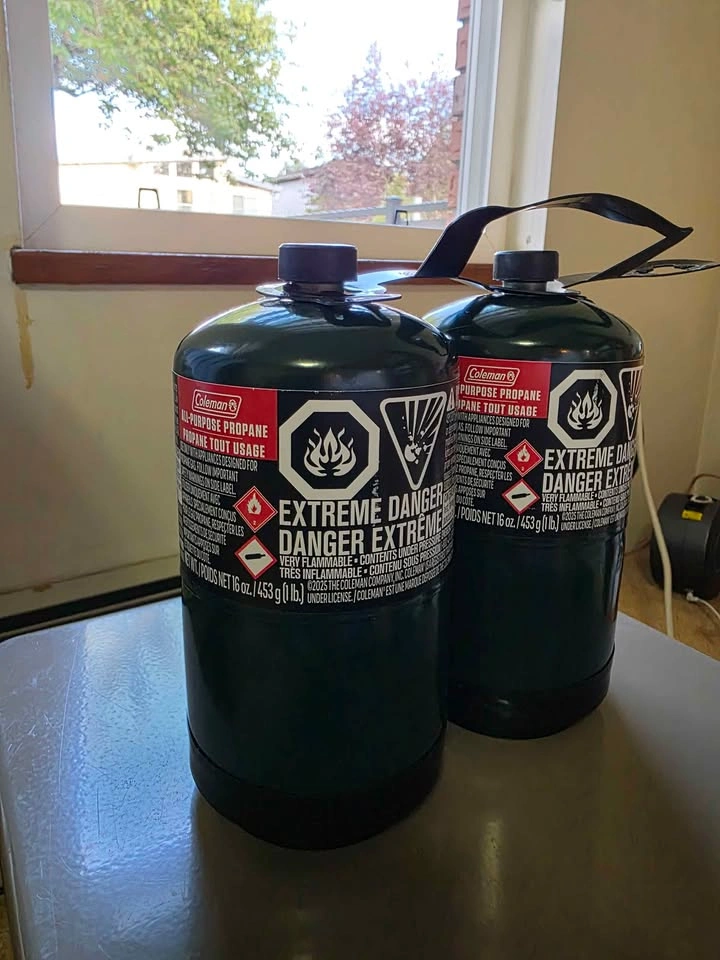 2 Coleman Propane Fuel Cylinders - photo 3