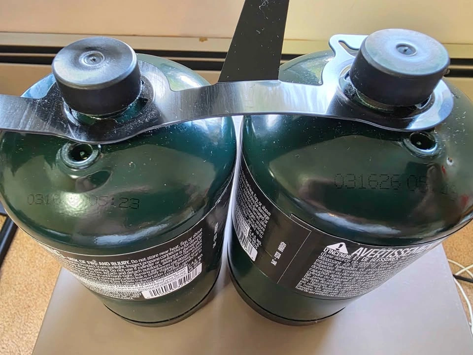 2 Coleman Propane Fuel Cylinders - photo 4