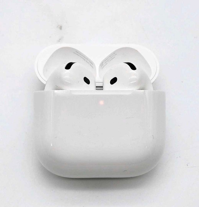 New Apple AirPods 4 MXP63AM/A - photo 3