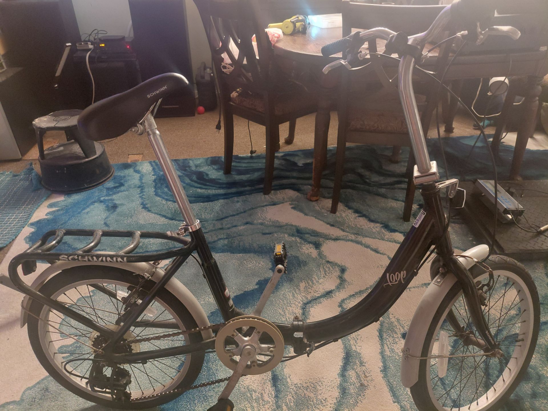 Schwinn Loop 7-speed folding bike - photo 5