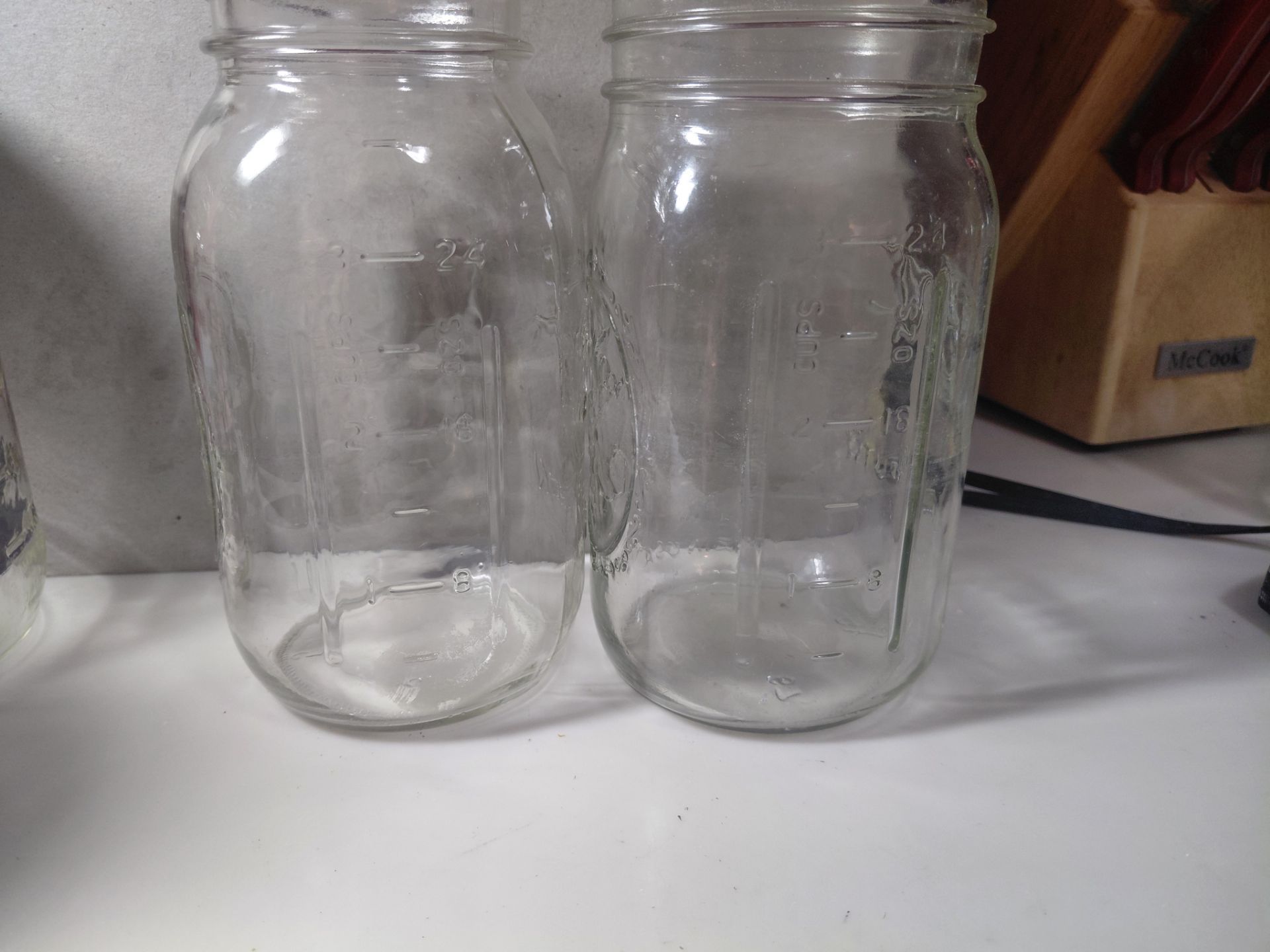 Vintage 70's Ball Mason Jars - photo 3