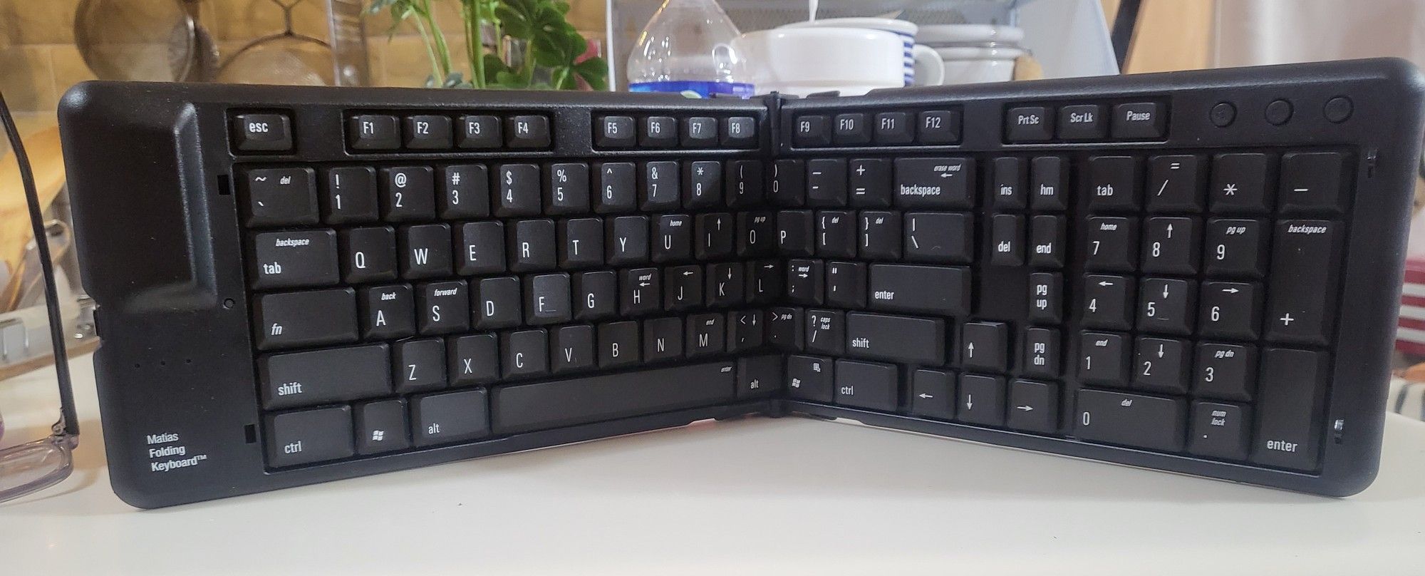 Matias FK304 Black Wireless Lightweight Portable Folding Keyboar