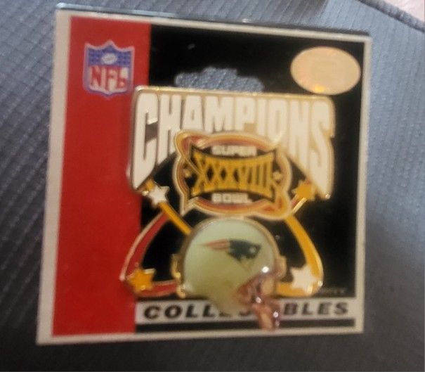 XXXIX & XXXVIII SUPER BOWL COLLECTIBLES - photo 2