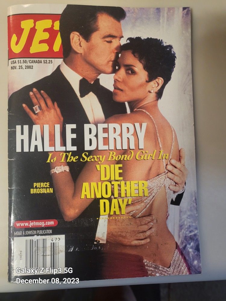 Jet Magazine Halle Berry 2002