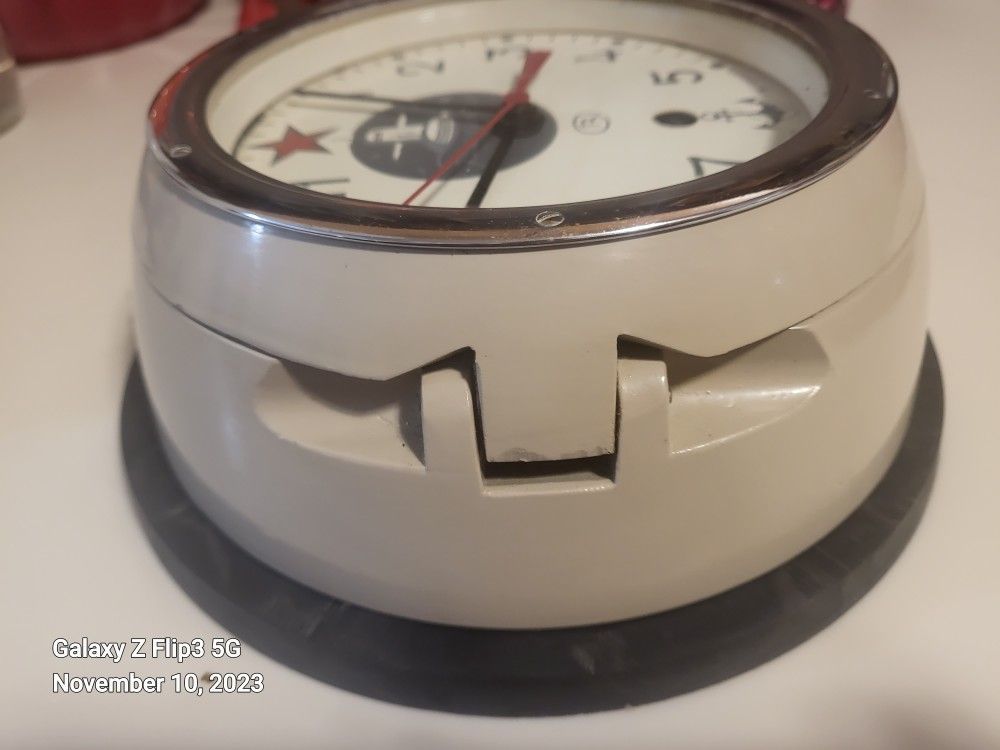 Vintage Russian Soviet Kauahguyckue Submarine Clock - photo 5