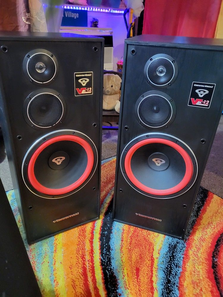 Cerwin Vega VE-12 Speakers: Great Sound!