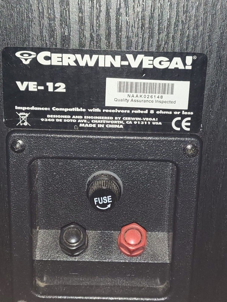 Cerwin Vega VE-12 Speakers: Great Sound! - photo 4