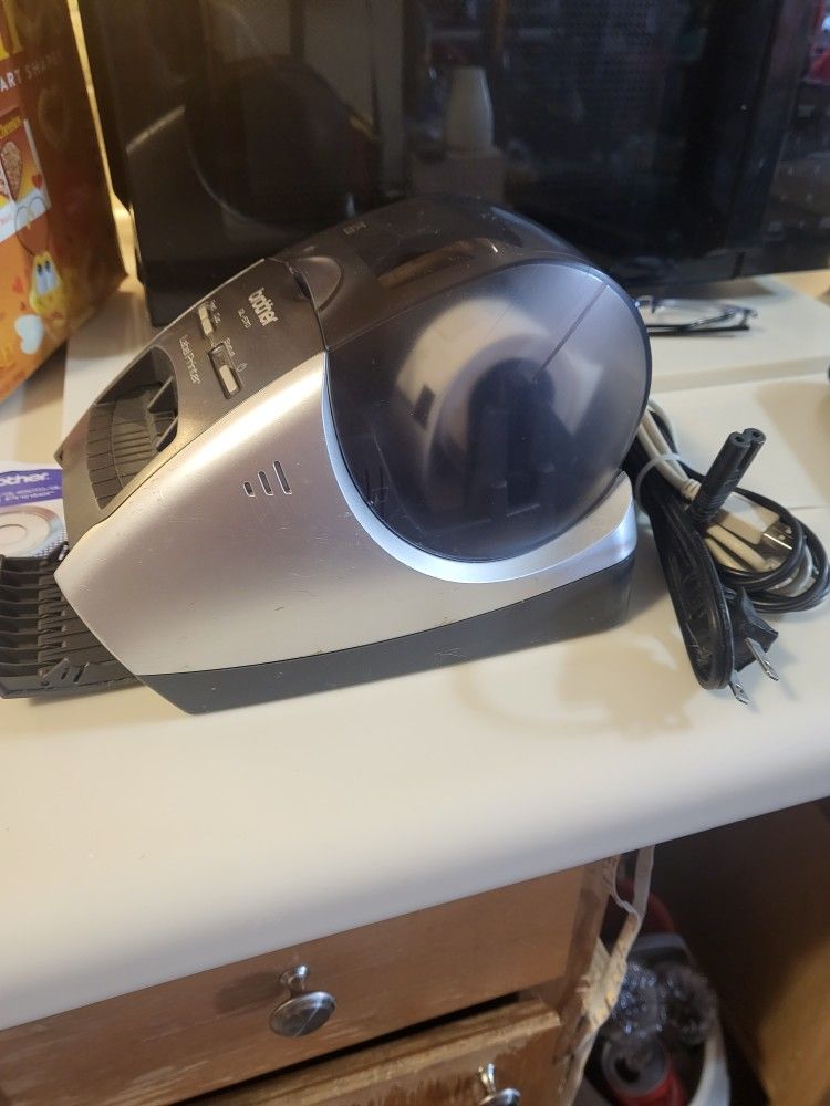 Brother Ql-570 Label Printer - photo 2