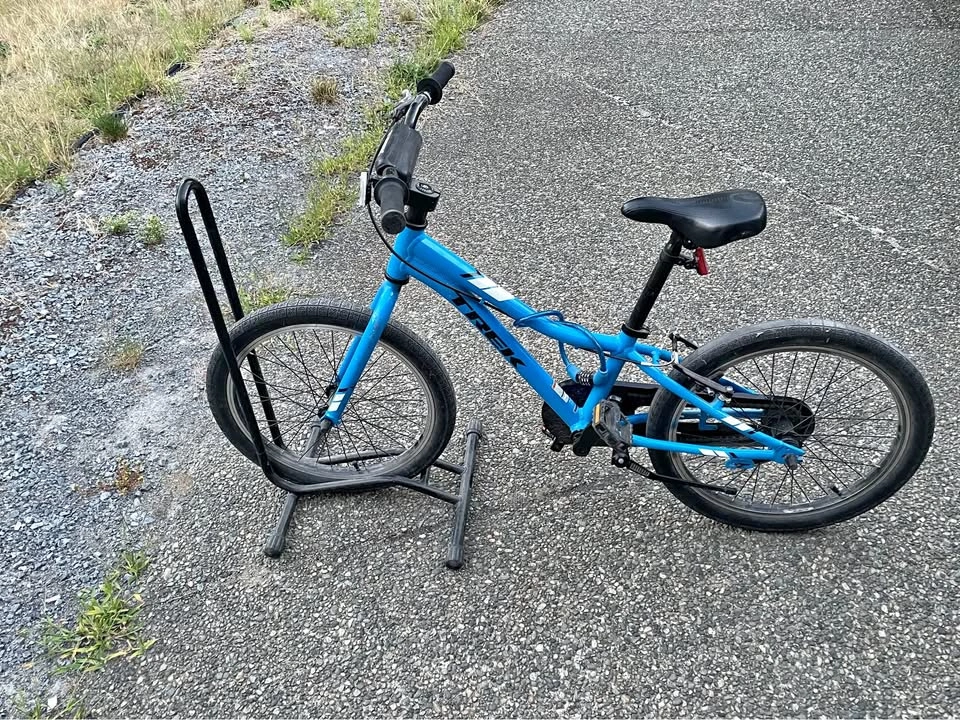 Trek Precaliber Kids' Bike