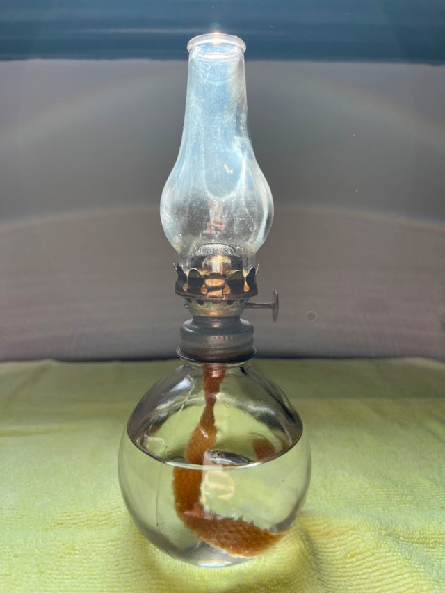 Vintage Small Clear Glass Oil Lamp - photo 2