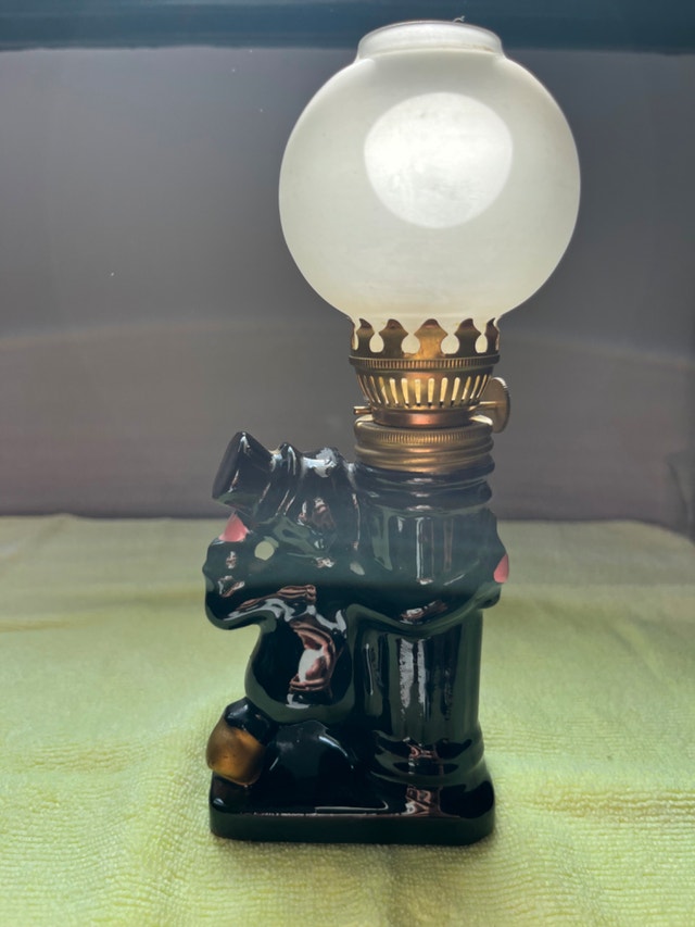 Vintage 1950 Drunk Man On Bar Pole Oil Lamp Made In Japan - photo 2