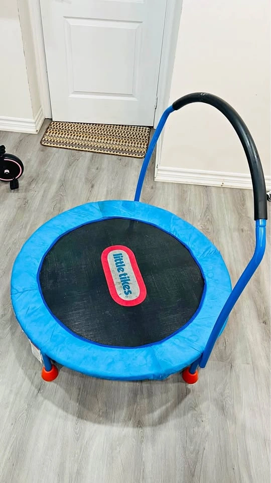 Little Tikes 3-Foot Trampoline