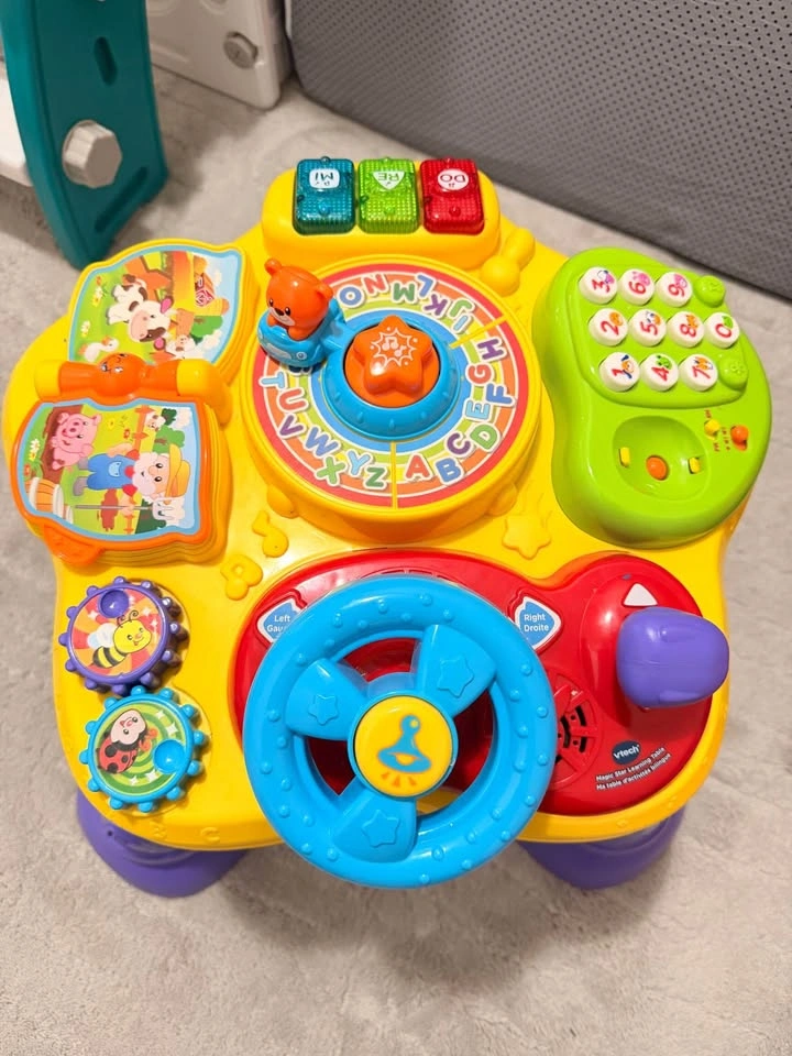 VTech Magic Star Learning Table - photo 2