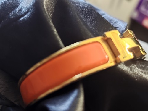 Hermès Clic Clac H Hinged Enamel Bangle Bracelet Gold Orange - photo 2