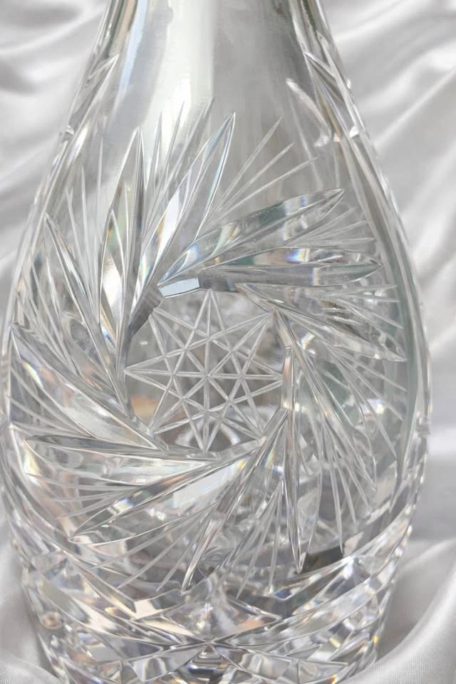 Vintage Cut Crystal Wine Decanter - photo 3