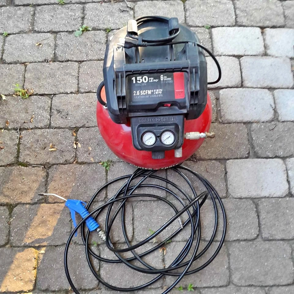 The Porter-Cable C2002 150 PSI, 6 Gal.