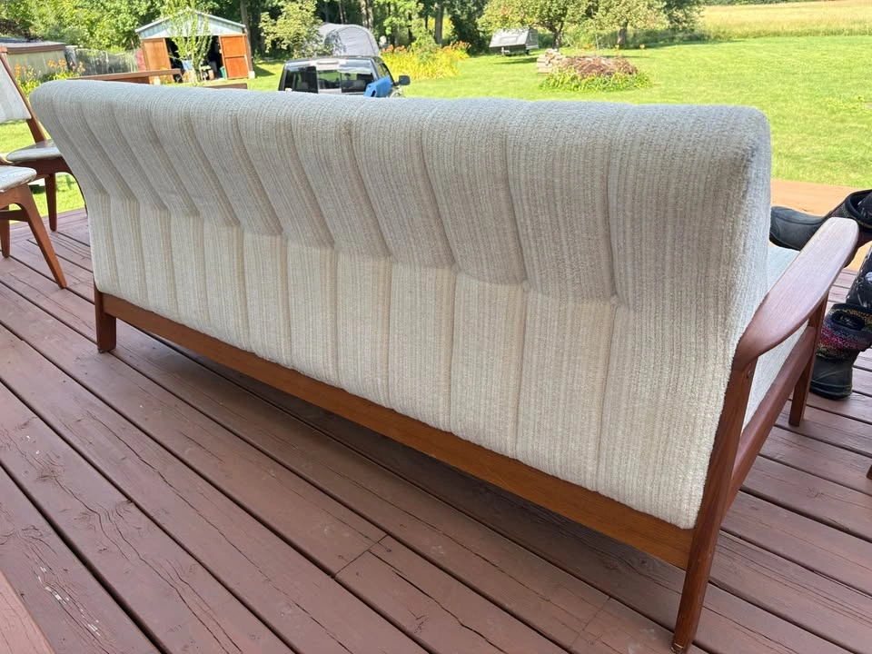Mid-Century Modern Sofa and Chair Set - photo 3