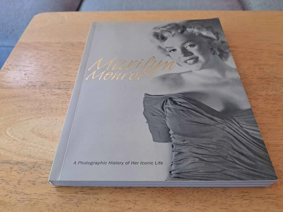Celebrity/Rock & Roll Books: Marilyn Monroe, Eric Clapton, Neil - photo 4