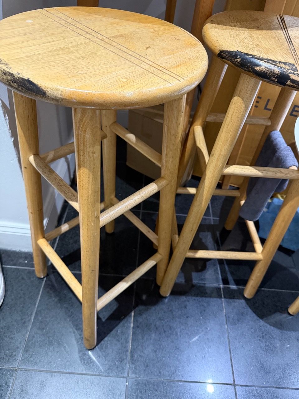 Set of 3 Wooden Bar Stools - photo 2