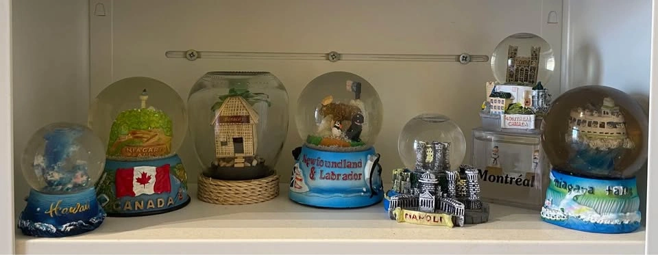 Assorted Travel Souvenir Collection - photo 2