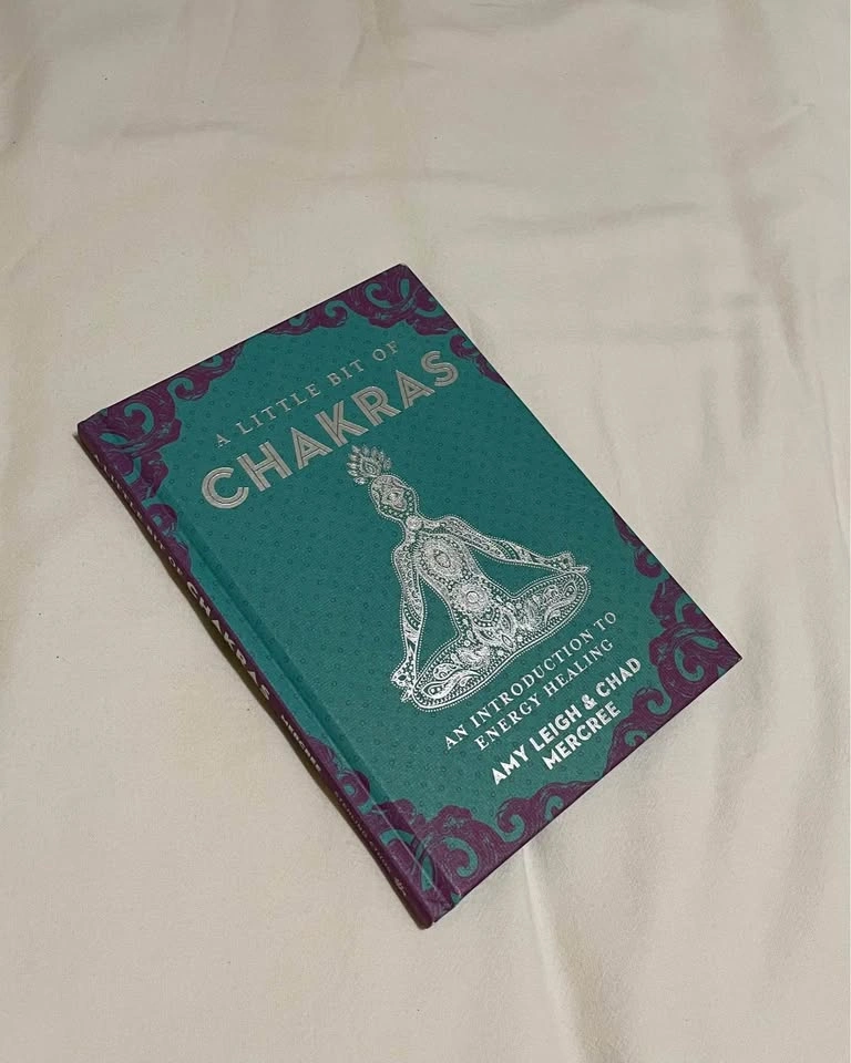 Astrology, Auras, Chakras, Numerology Books - Set of 4 - photo 4