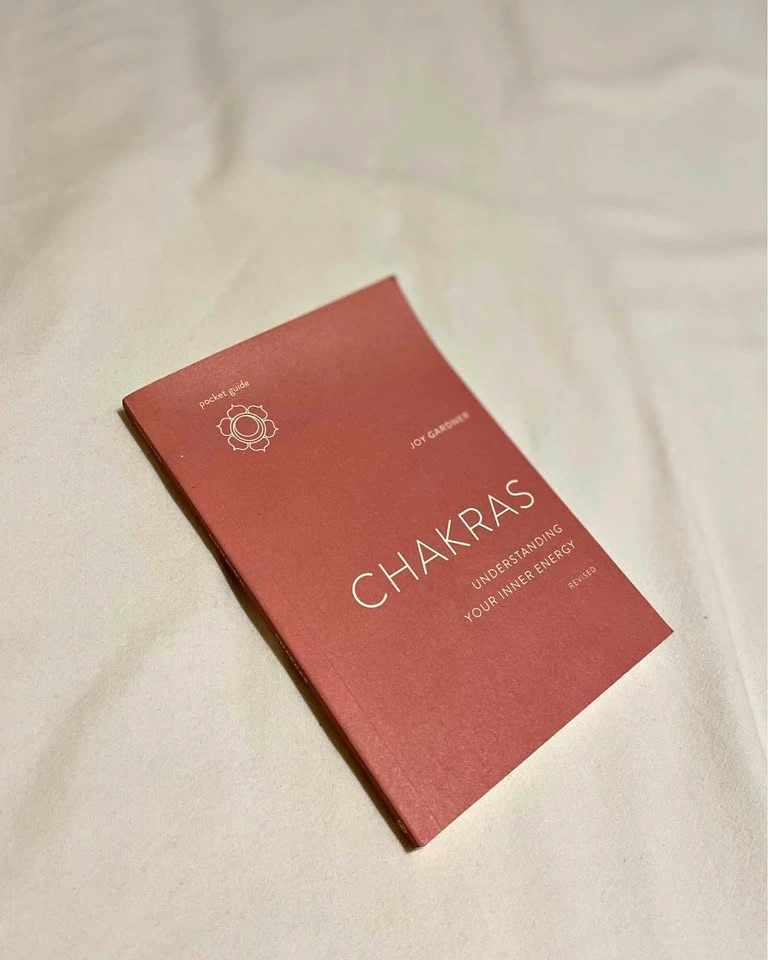 Chakra Pocket Book