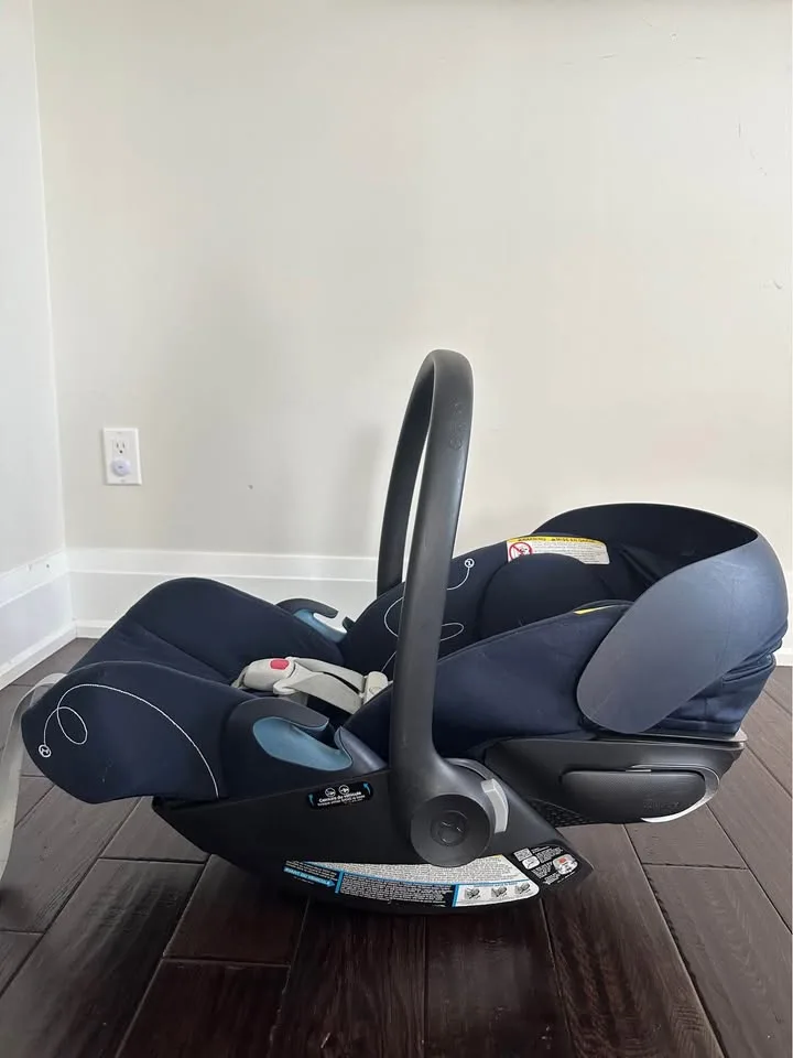 Cybex cloud G Lux car seat image indicator(2)