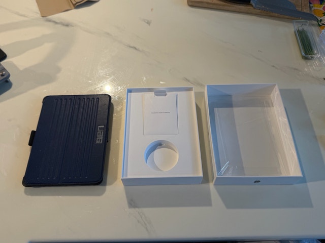 Apple iPad 6th Generation 128GB - photo 5