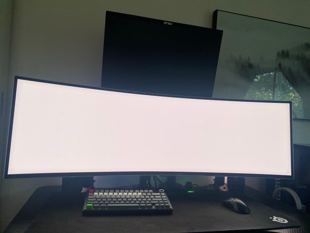 Samsung Odyssey G93SC 49" Curved Gaming Monitor - photo 4