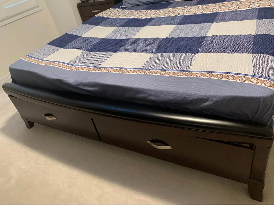 King Size Bed with Mattress - photo 2